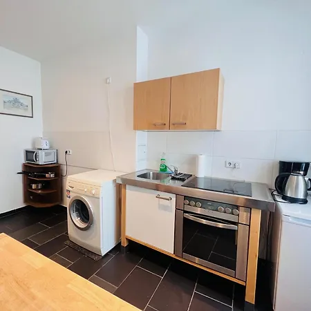 Central City Apartments דירה *