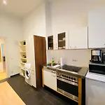 公寓 Central City Apartments