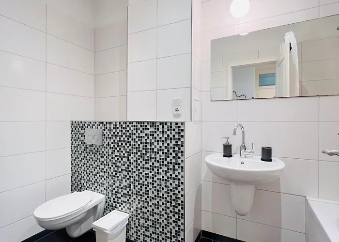 Central City Apartments *